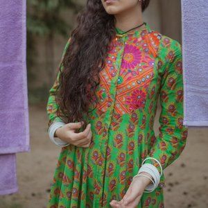 GENERATION Pakistan Green 100% cotton maxi dress with long sleeves size 14 Large